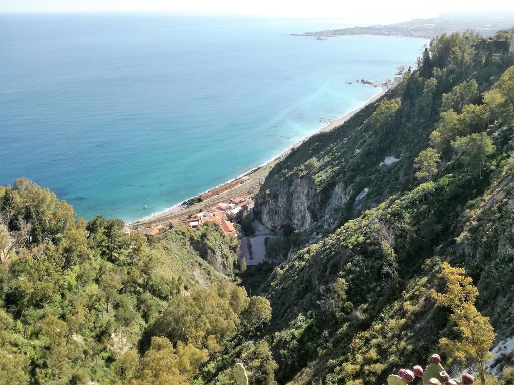 Casa Diana Apartment Giardini Naxos Bagian luar foto