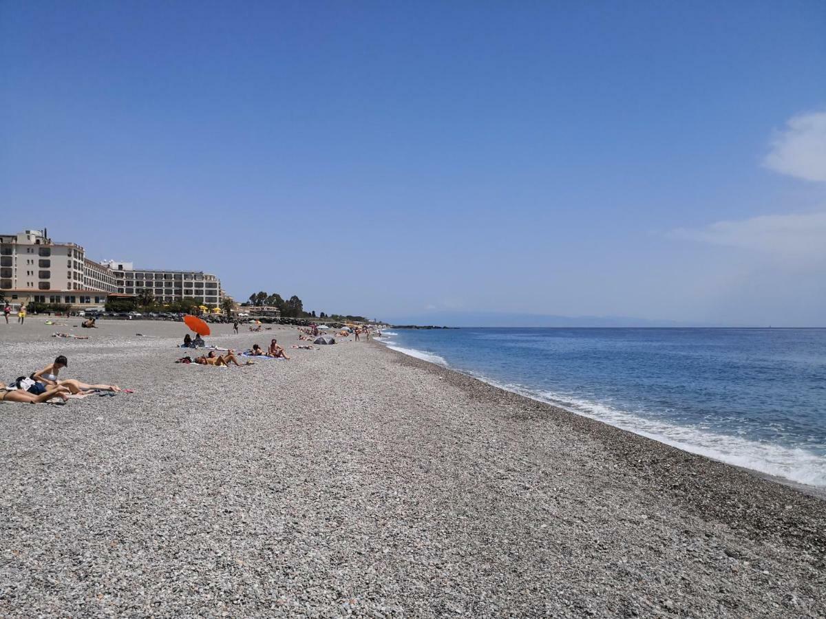 Casa Diana Apartment Giardini Naxos Bagian luar foto
